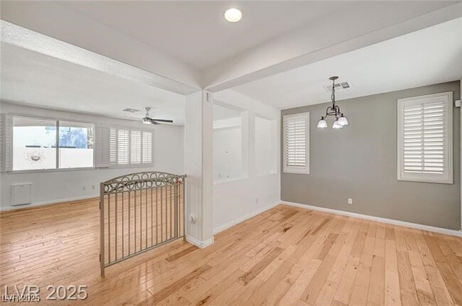 Primary Photo - 9264 Cantana St