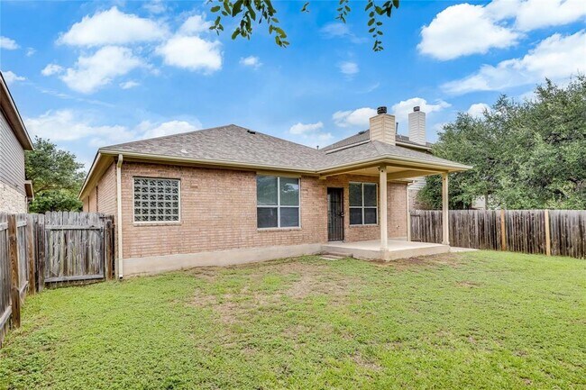 Building Photo - 203 Arrowhead Trail