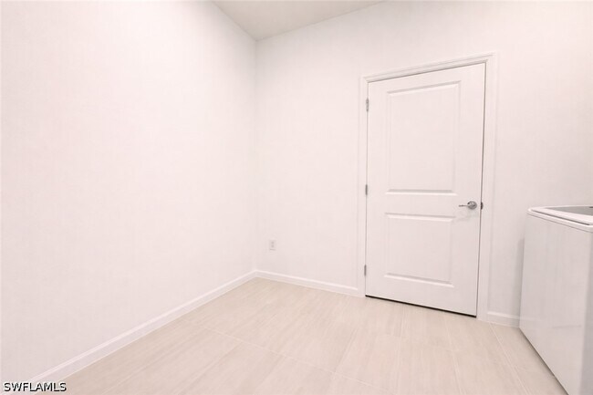 Building Photo - 3776 Passion Vine Dr
