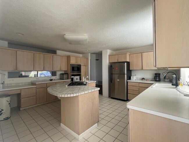 Building Photo - 13620 Cedarbrook Ave NE