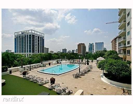 Building Photo - 30 N Summerlin Ave