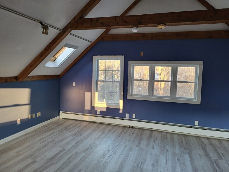 Building Photo - 112 Lafayette Rd