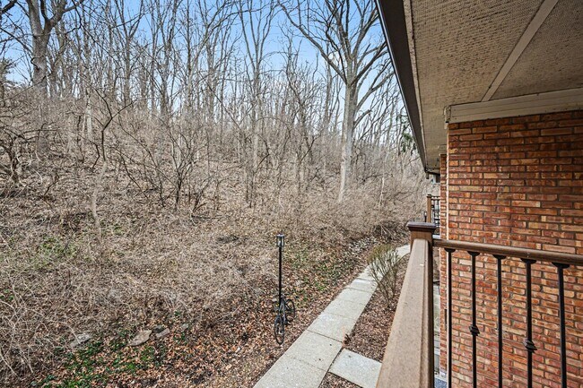 Building Photo - 1245 Island Dr