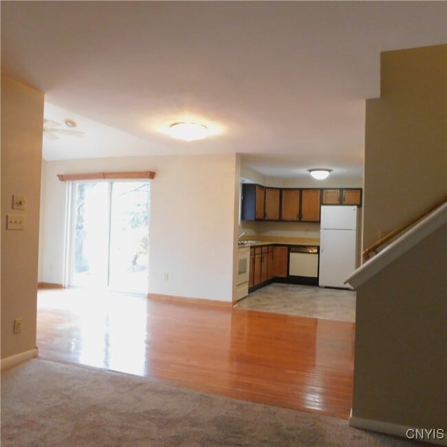 Building Photo - 8525 Sextant Dr