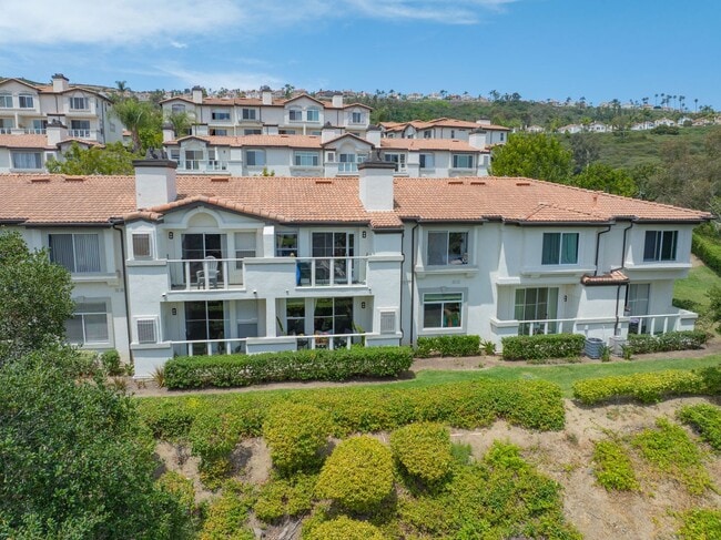 Building Photo - Stylish Laguna Niguel View Condo in Resort-Style Beach Community