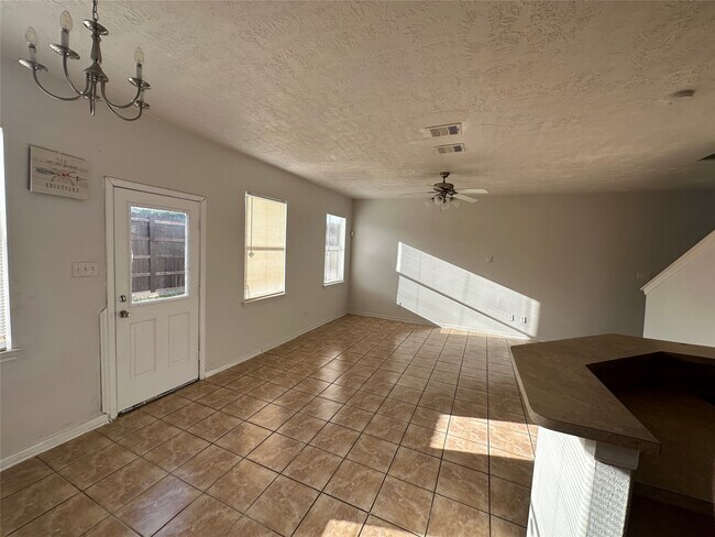 Building Photo - 15931 Winston Point Ln