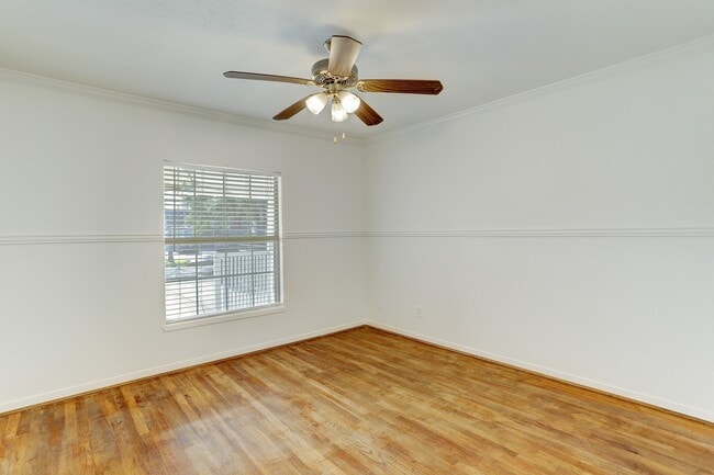 Building Photo - 8415 Bonner Dr