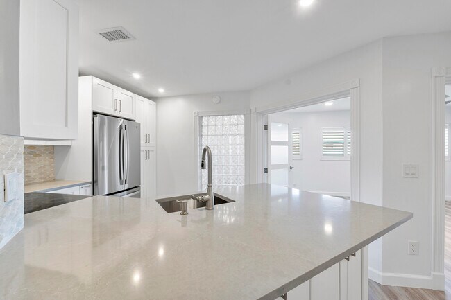 Building Photo - 273 NW 36th Ave
