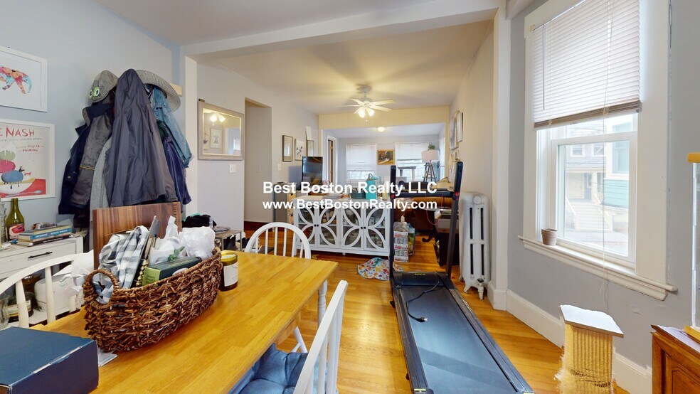 Building Photo - 11 Pinkham Rd