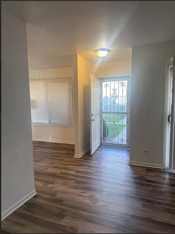 Building Photo - 4493 Provincetown Dr