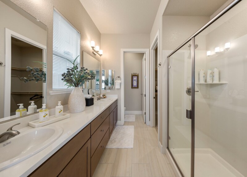 Building Photo - 2522 Amur Ave