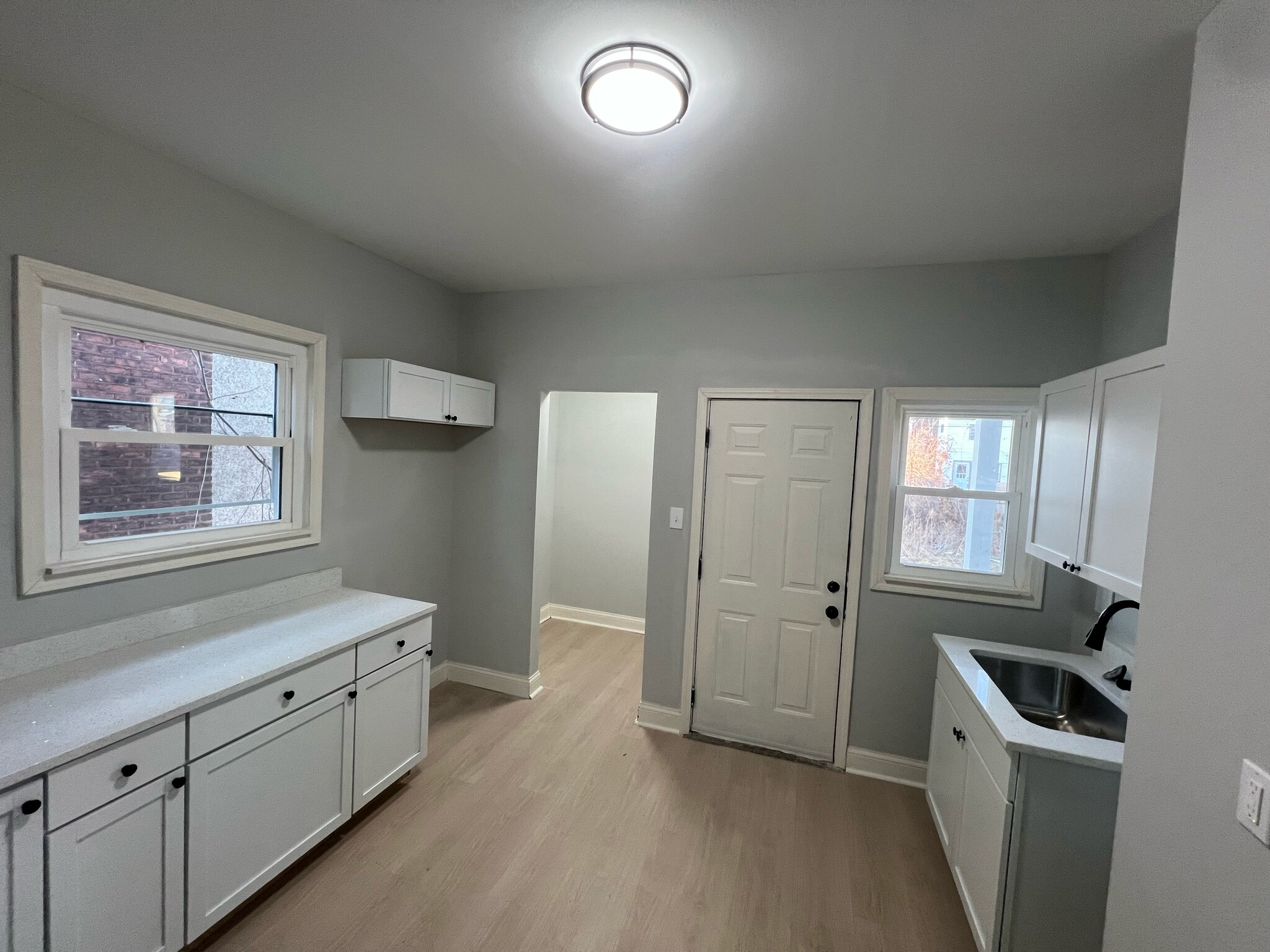 Building Photo - 4086 Montgomery St