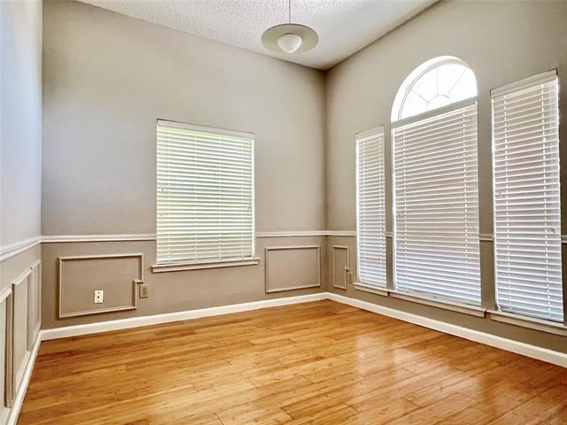 Building Photo - 2735 Wentworth Dr