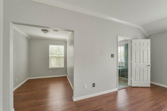 Building Photo - 11 Verbena Bend Pl