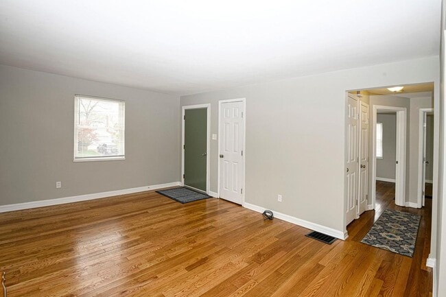 Building Photo - Bridgetown - adorable 3 BEDROOM 1 BATH UPDATED CAPE COD