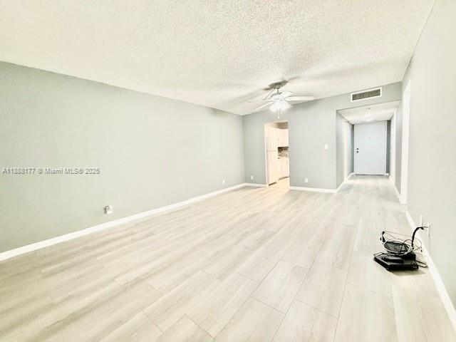 Building Photo - 2761 Taft St