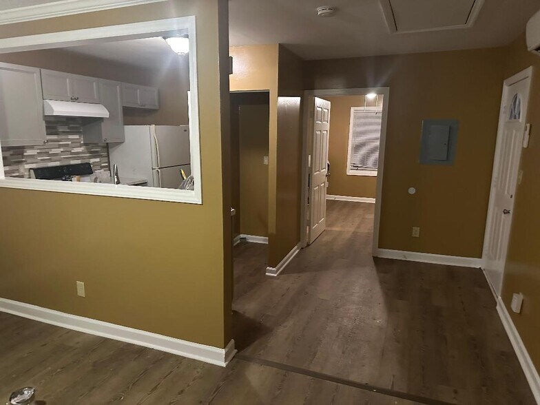 Apartment Thriu View - 527 Oakland Pl