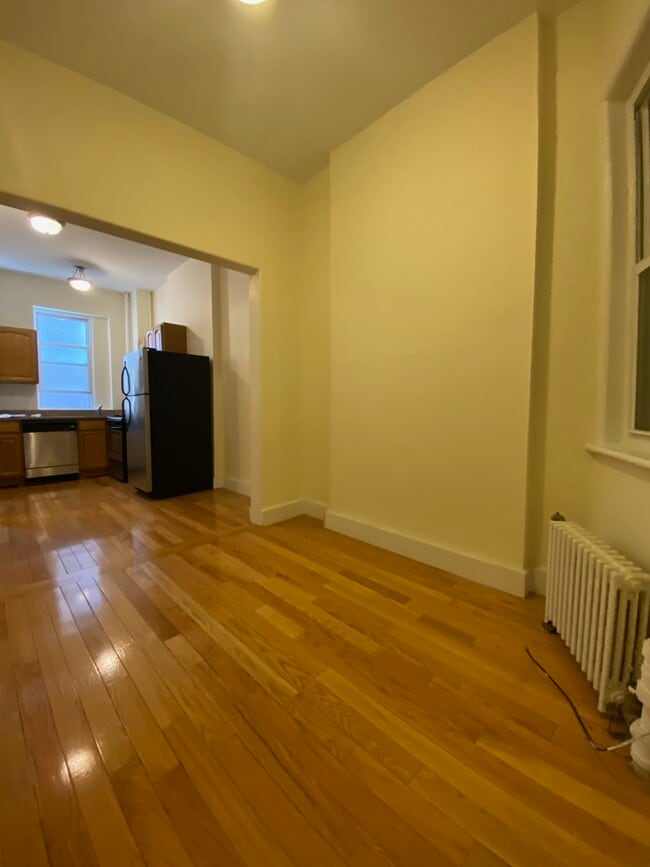 Common area - 852 Amsterdam Ave