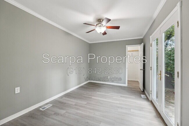 Building Photo - 734 N Walnut Creek Dr