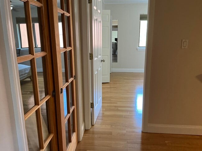Building Photo - 580 Sanderling Ct