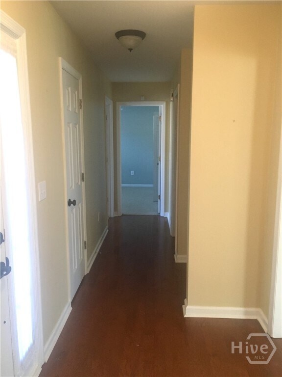 Building Photo - 350 Brickleberry Ridge