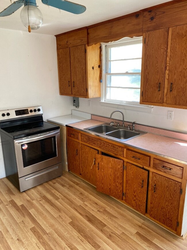 Building Photo - 1062 Fiddler Creek Rd