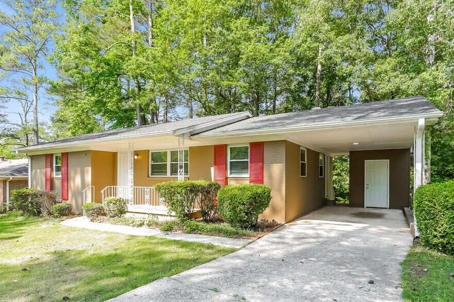 Building Photo - 1108 Sherwood Forest Dr