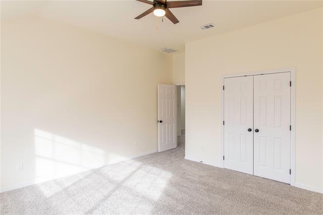 Building Photo - 3004 Normandy Dr