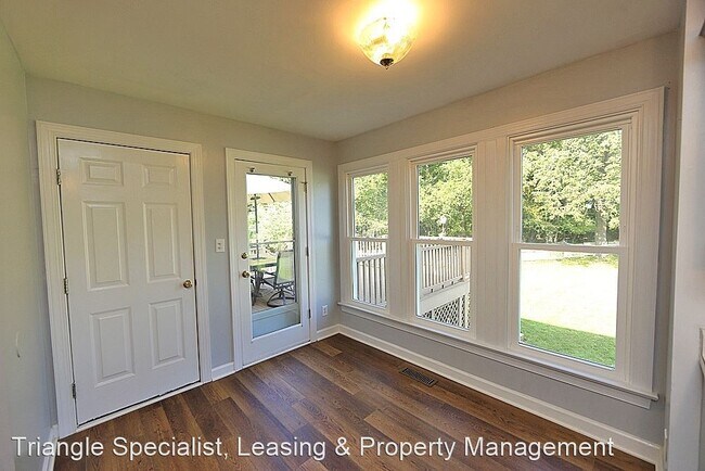 Building Photo - 4 br, 2.5 bath House - 405 St Kitts Court