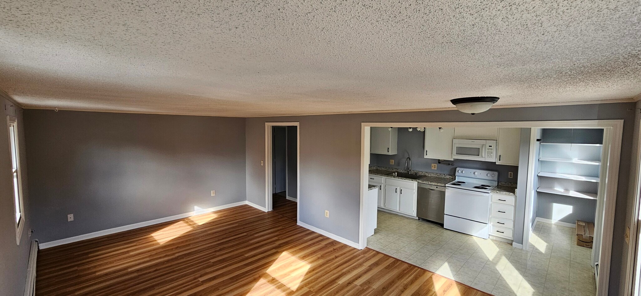 Building Photo - 978 Cilley Rd