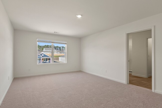 Building Photo - New Construction in the Heart of Northport - Available Now