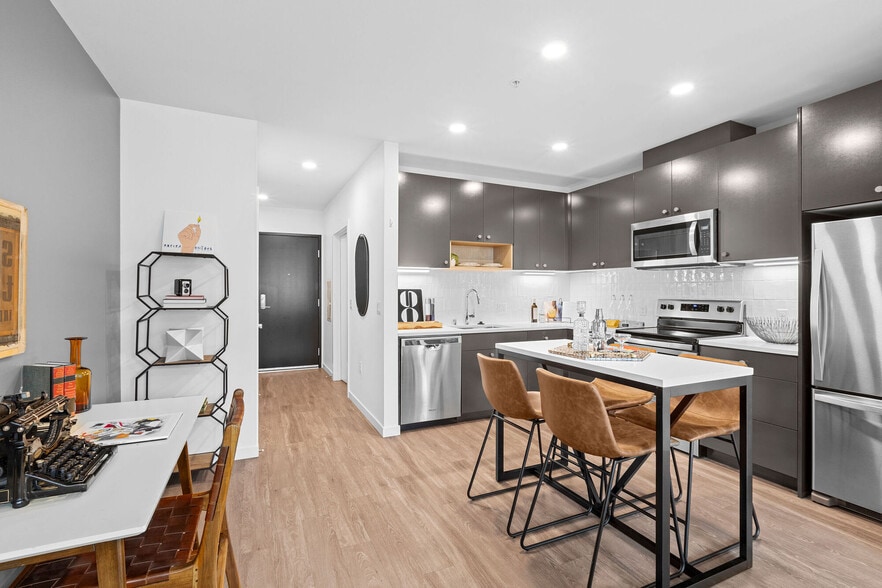 2401 S Jackson St Seattle Wa 98144null