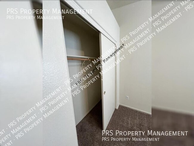 Building Photo - Reduced Price