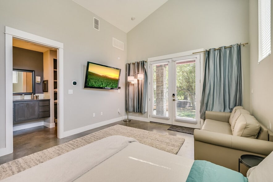 Building Photo - 12715 Trail Driver