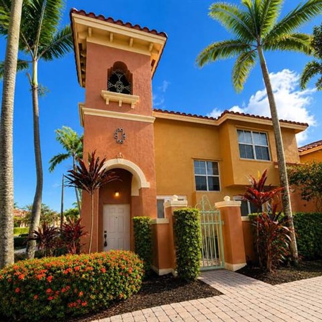 Building Photo - 906 SW 143rd Ave
