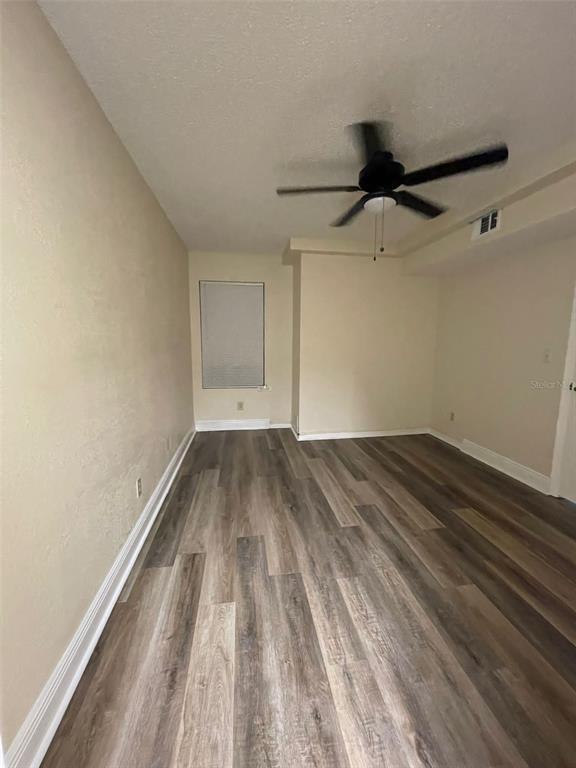 Building Photo - 420 Forestway Cir