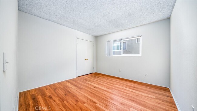 Building Photo - 6045 Hazelhurst Pl
