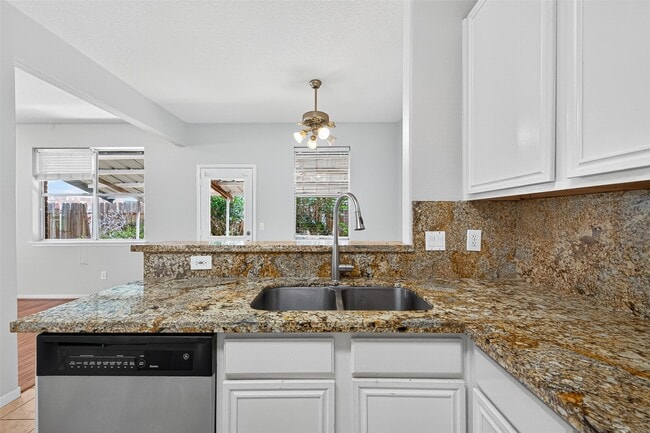 Building Photo - 2942 Blue Dawn Dr