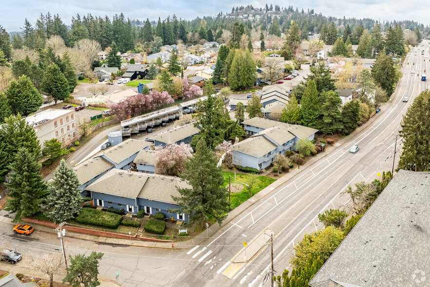 Primary Photo - Capitol Gardens