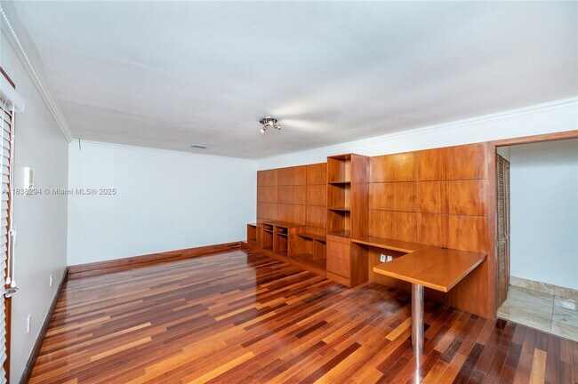 Building Photo - 4725 NW 103rd Ct