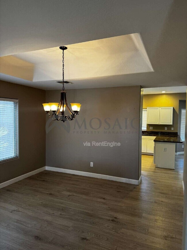 Building Photo - 3356 E Mayberry Ave