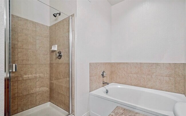 Building Photo - 9434 Ashbury Cir