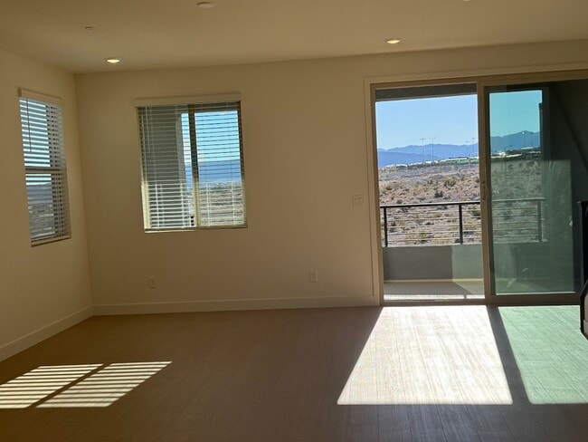 Building Photo - 11737 Stone Curlew Ave