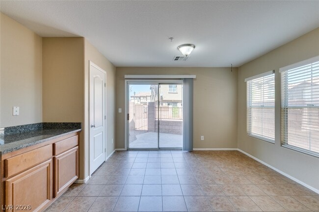 Building Photo - 1155 Paradise Garden Dr