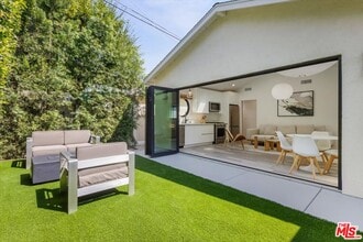 Building Photo - 12745 Bloomfield St