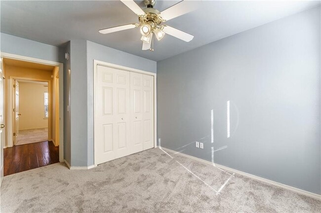 Building Photo - 4603 SW Limestone Ave