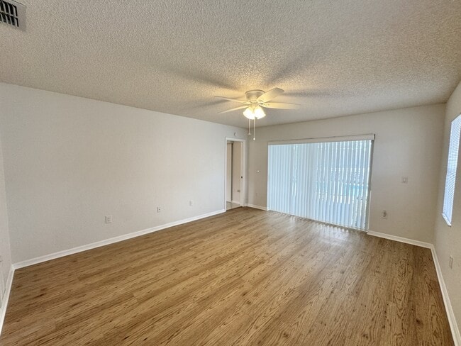 Building Photo - 8442 Eldridge Rd