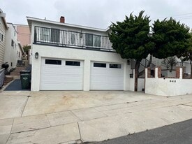 Building Photo - 945 Montgomery Dr