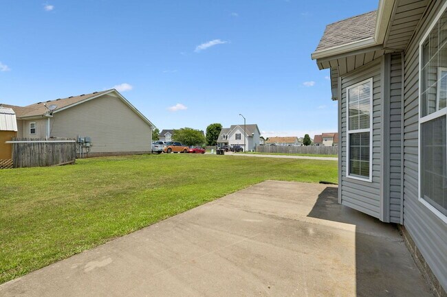 Building Photo - 3708 Kendra Ct N