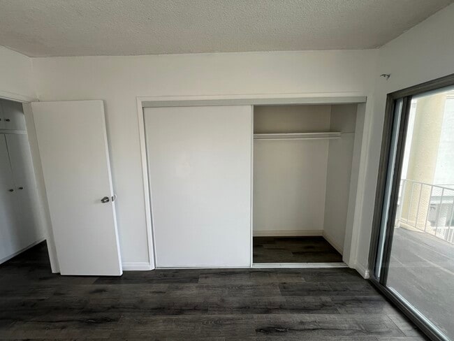 Building Photo - 1417 S Atlantic Blvd